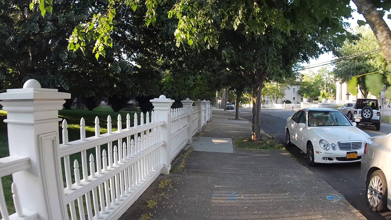 Walking Main Street, Sag Harbor, NY