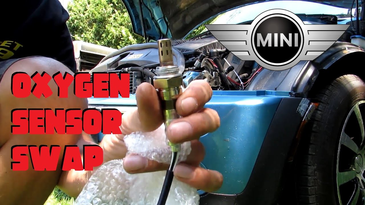 Замена кислородного датчика Mini Cooper 2005 года