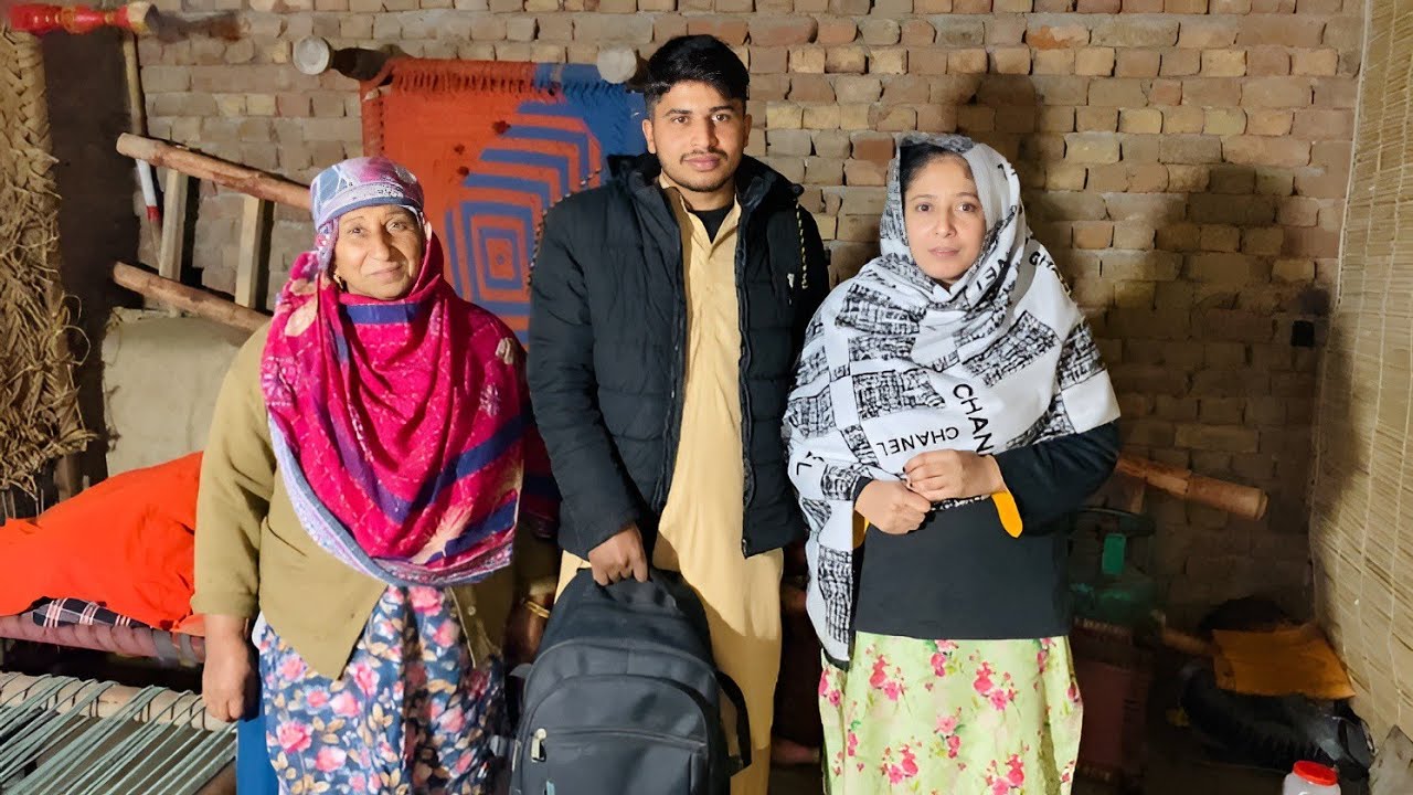 Asma ko leny Kashmir ja rahy || Ghar sa Nikl ay 😲