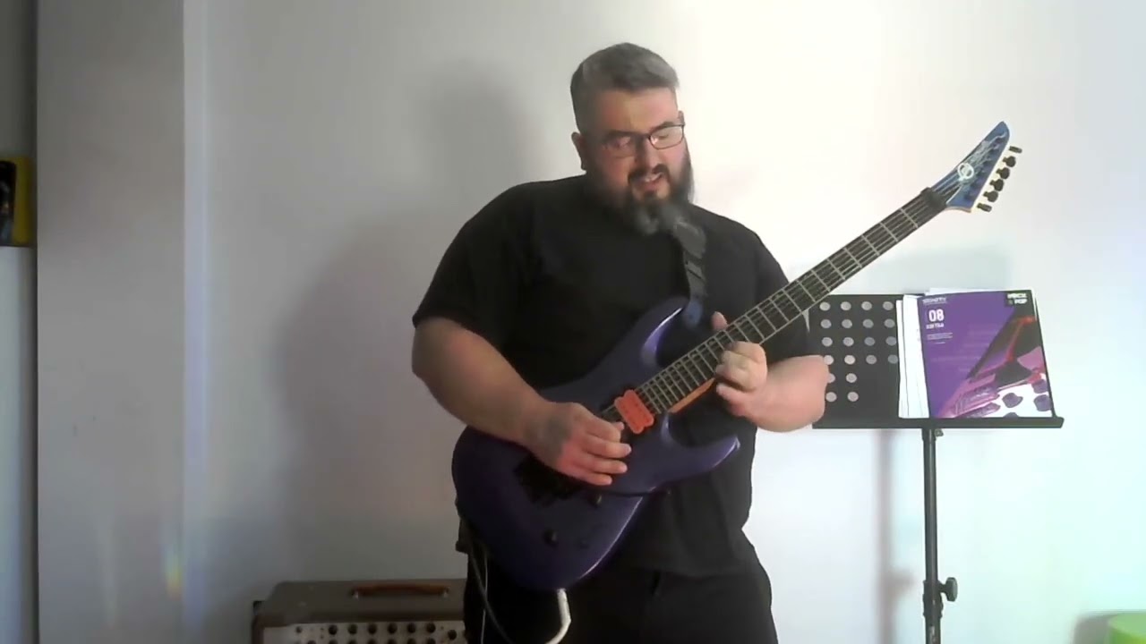 Exam Trinity College - Grade 8 Guitar  - Distinction