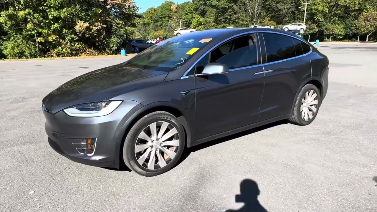 Tesla Model X Короткий обзор