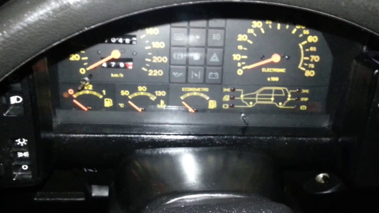 Troca de Painel - Fiat Uno Mille Electronic - Painel antigo. By Cristofer Loiko