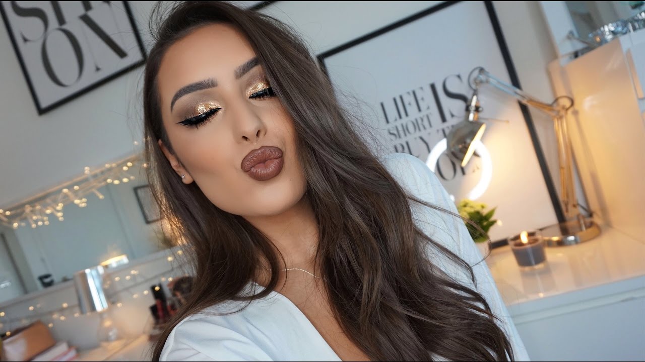 GOLDEN GLITTER GLAM