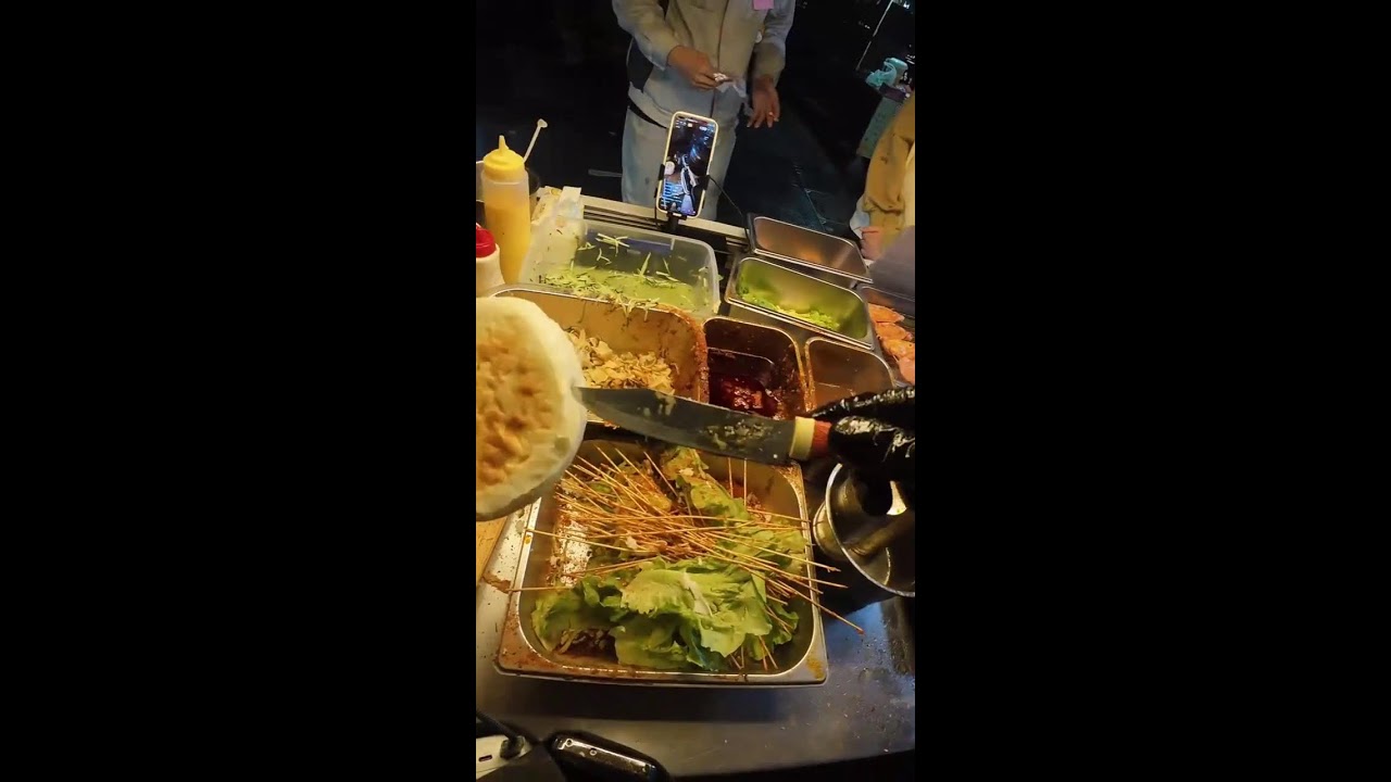 Uncut POV | Oversized Flatbread Prep & Meat Filling | Real-Time Vendor Rhythm
