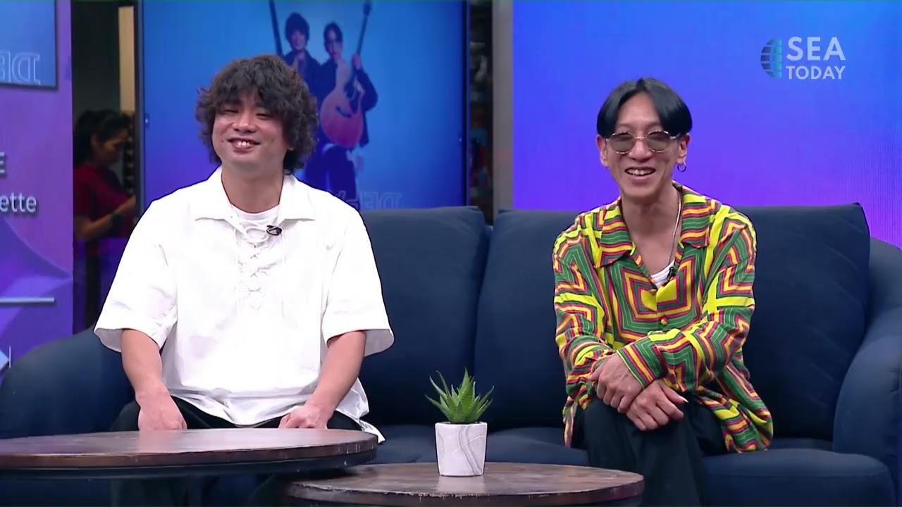 Japanese Acoustic Guitar Duo Depapepe