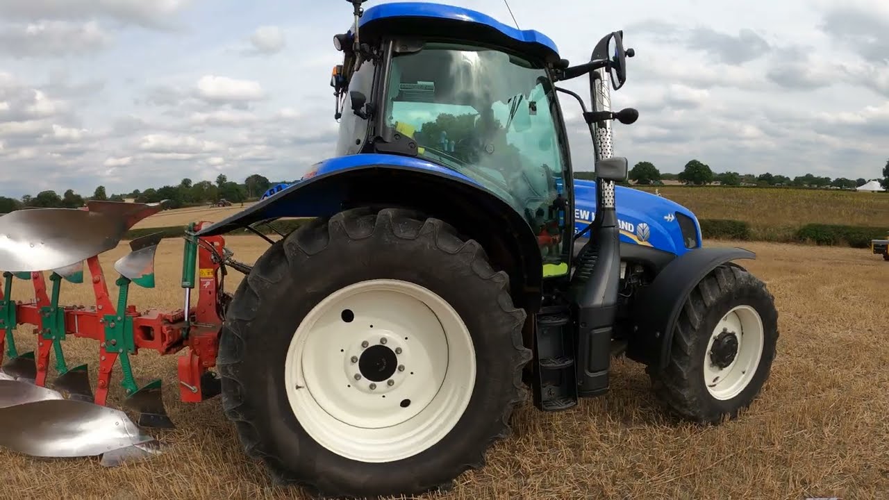 2014 New Holland T6.175 Diesel Tractor With Kverneland Plough