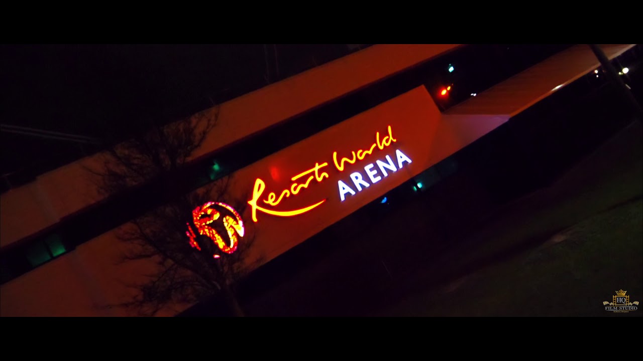 Resorts World 2019 New Years Fireworks
