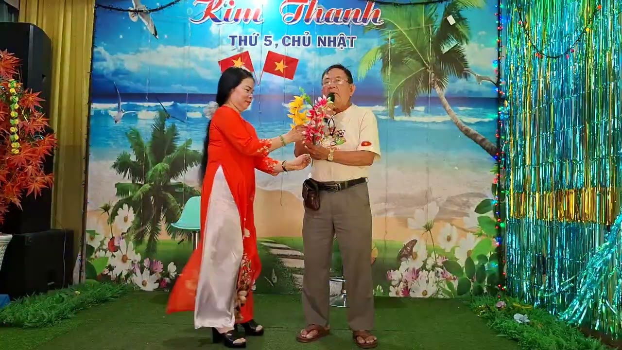 8 tháng 3, 2026 CHÚ BẢY CK XUÂN NÀY CON KO VỀ,