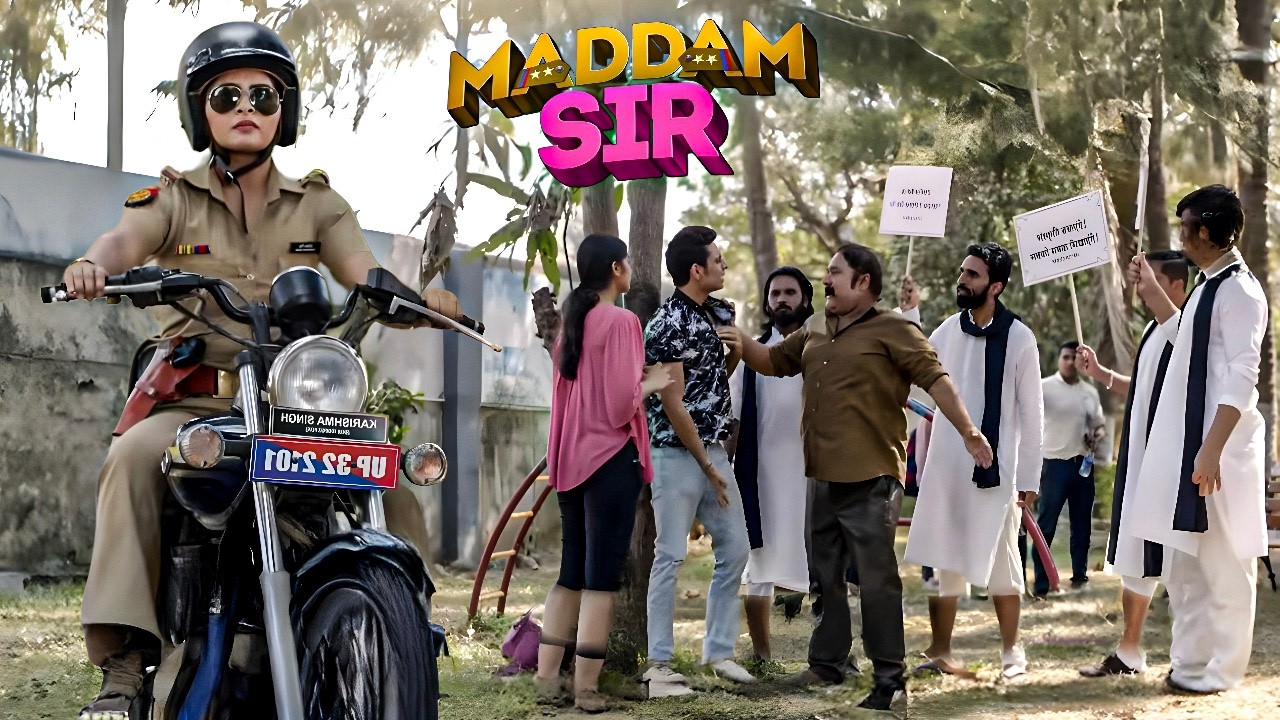 गुंडों ने लडकियों से की छेद छाड़  करिश्मा ने की पिटाई || MADAM SIR || NEW EPISODE ||