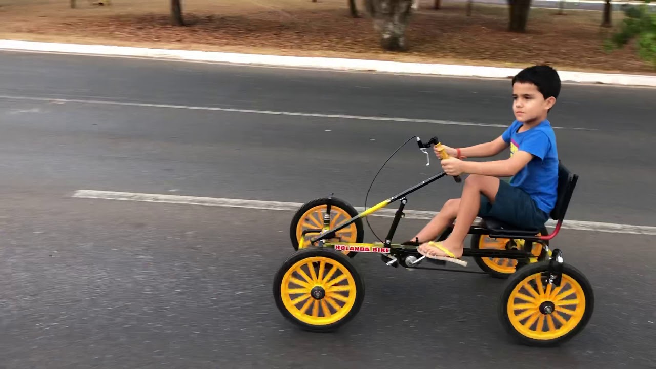 Bicicleta 4 rodas