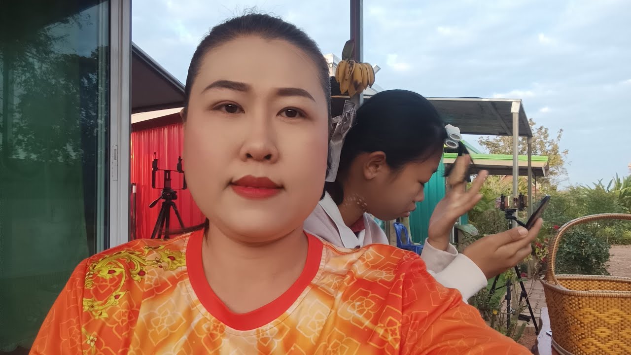 สวัสดีค่ะ   เช้าวันใหม่สดใสกว่าเดิม  เตรียมไปส่งเด็ก