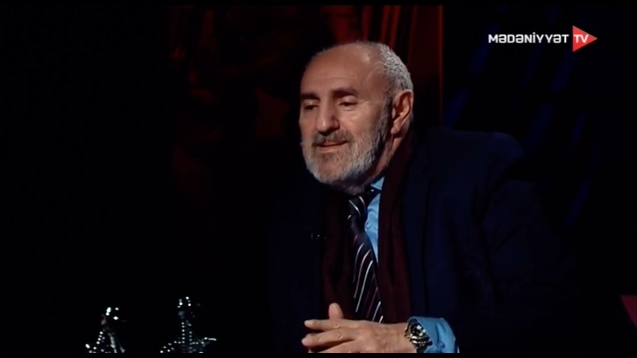 Akif İslamzadə ifa etdiyi 