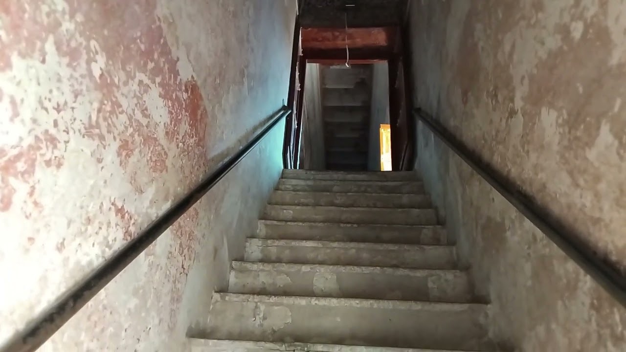 Visit to Queen's Palace | Rani Mahal Jhansi | Rani Lakshmibai Residence | Rani of Jhansi |