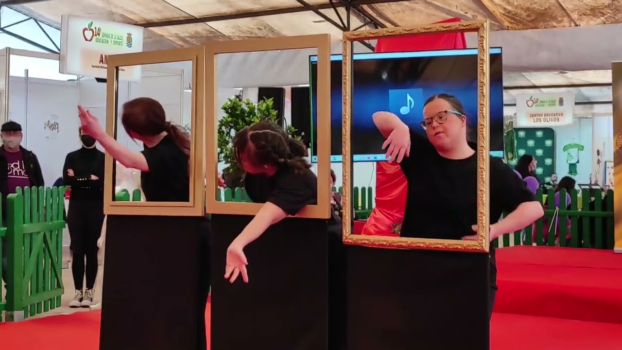 Micro Escenas en Movimiento - Compañía de Danza Así Somos de ASSIDO en Molina de Segura