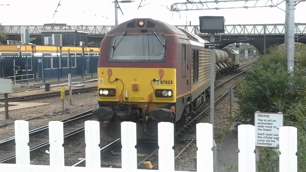 Trains at: Bedford, MML, 22/10/15