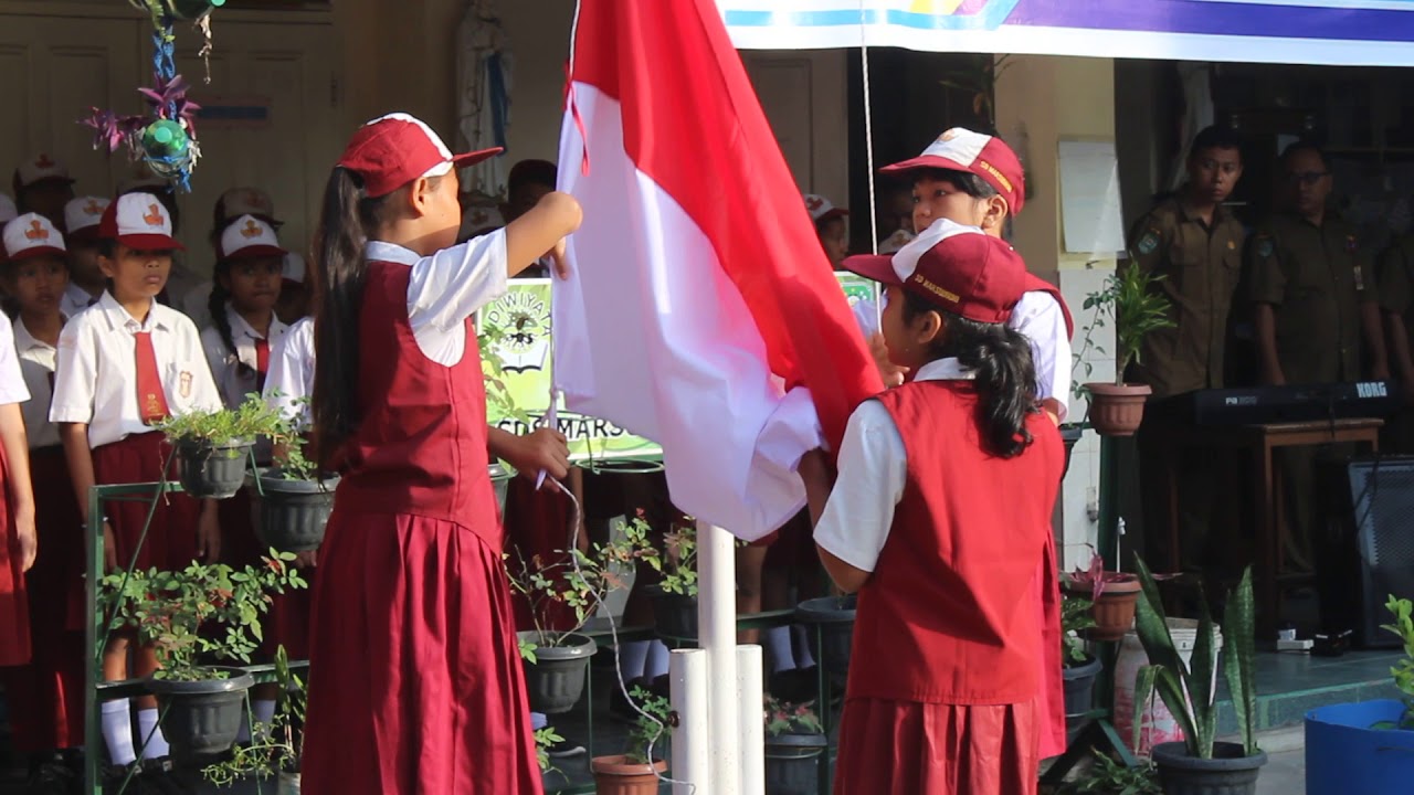 Pengibaran Bendera Merah Putih