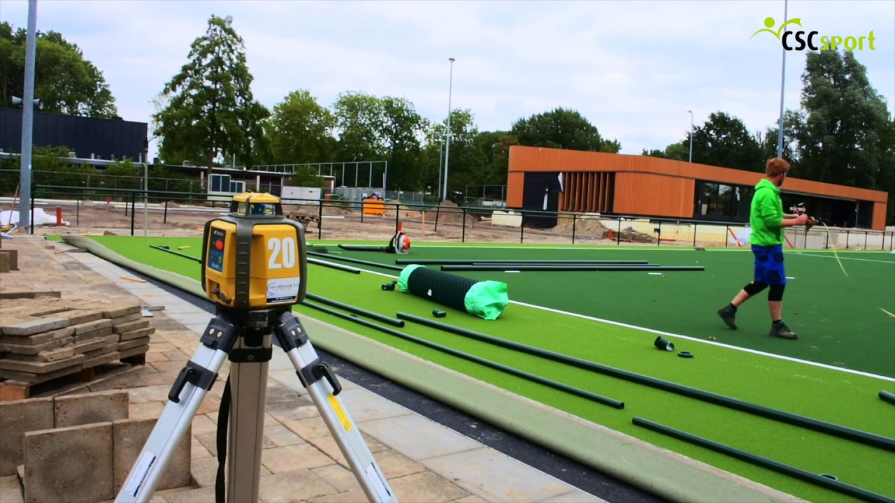 Aanleg kunstgrasveld hockey