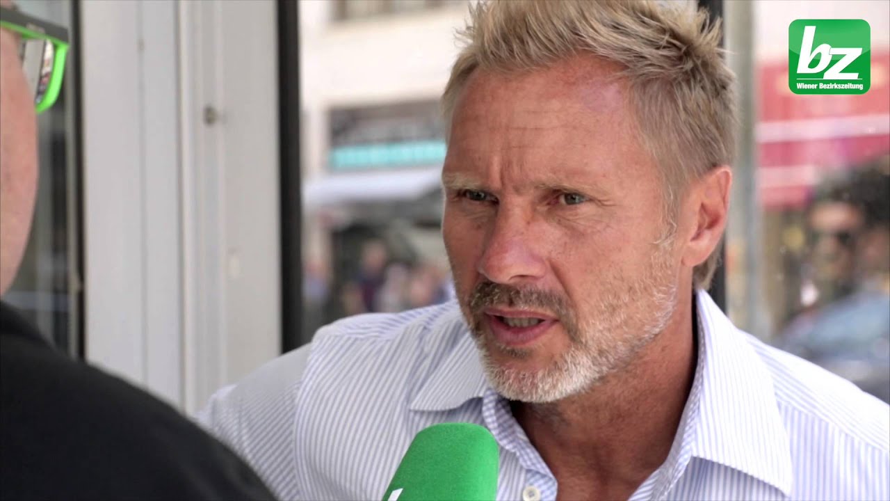 Senf oder Ketchup? Promi-Interviews am Wiener Würstlstand: Thorsten Fink