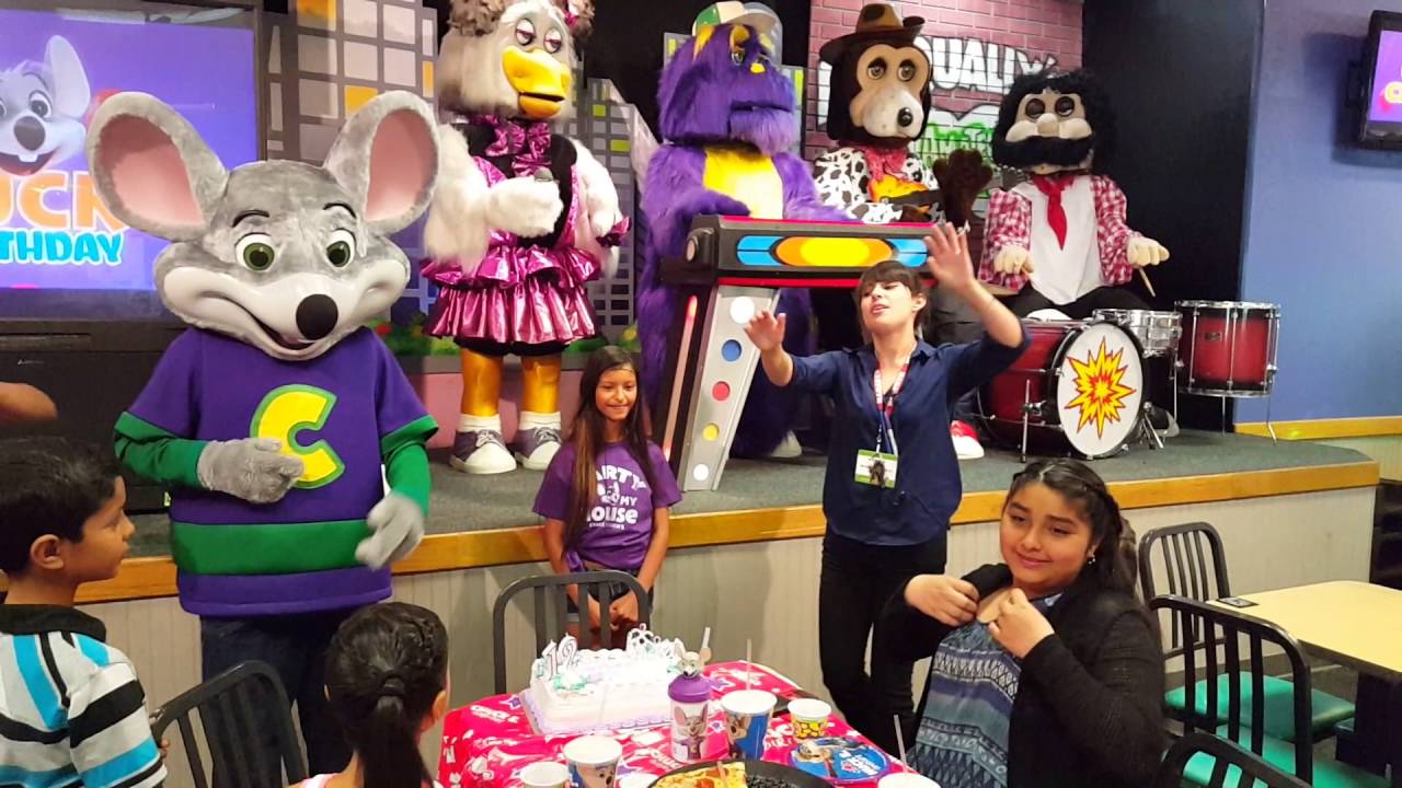 Ashley's B-Day (12th) at Chuck E Cheese!