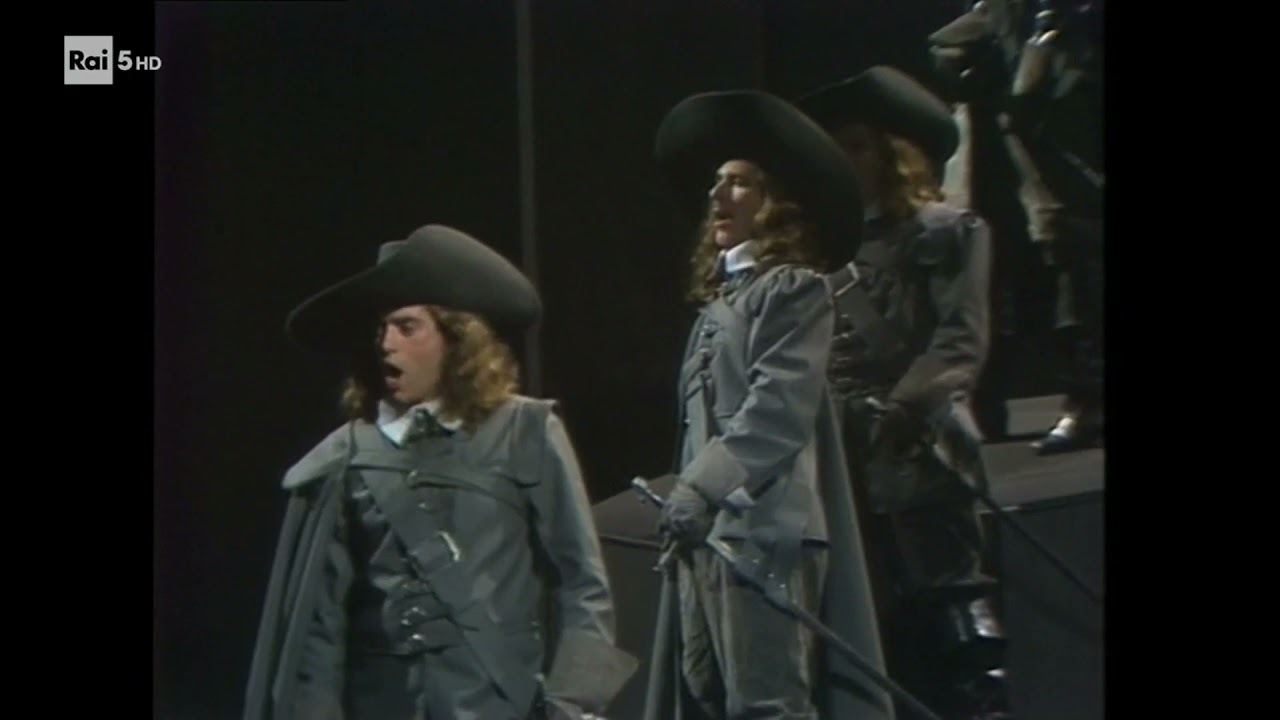I Puritani V Bellini Teatro Petruzzelli di Bari