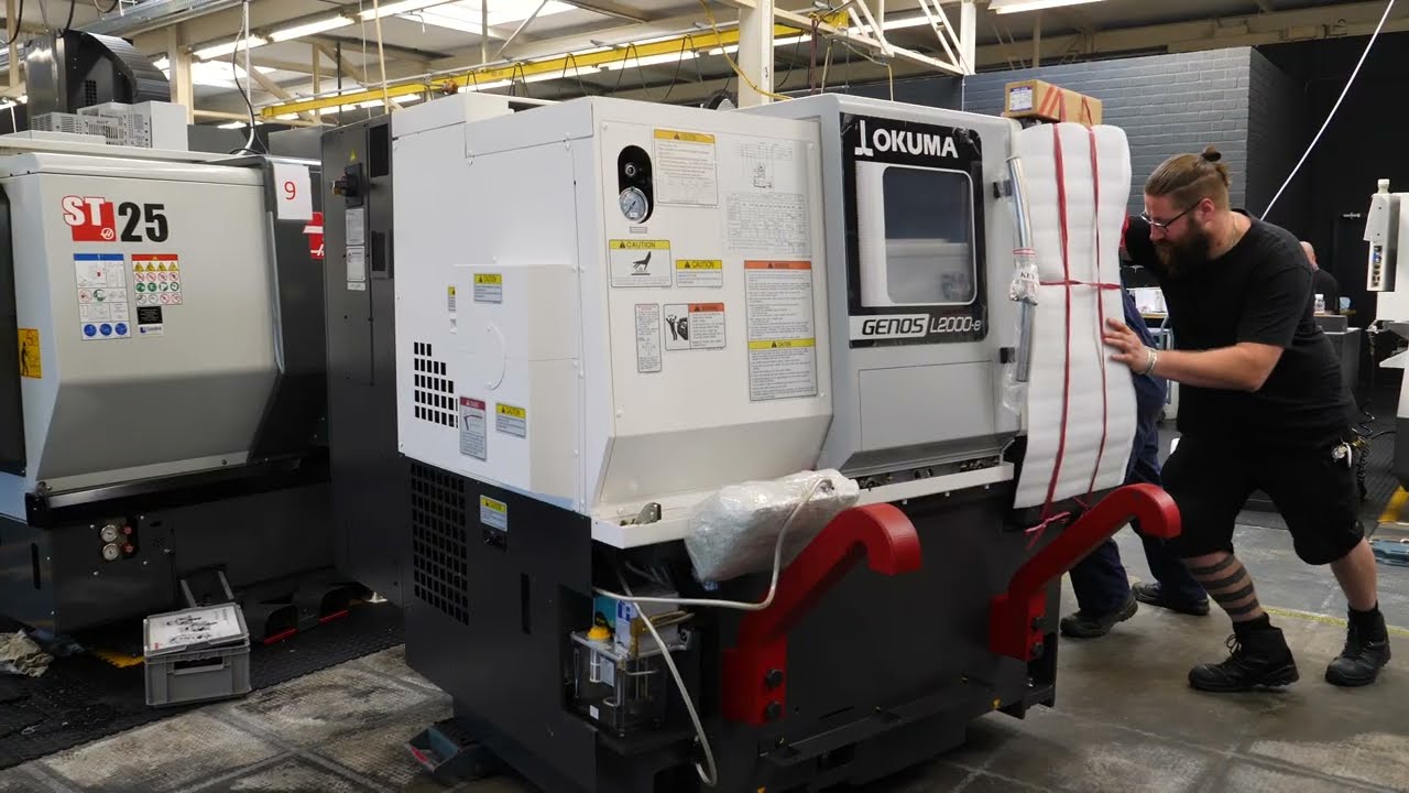 Okuma Genos L2000-e ( Louwers Mechanical Parts B.V. )