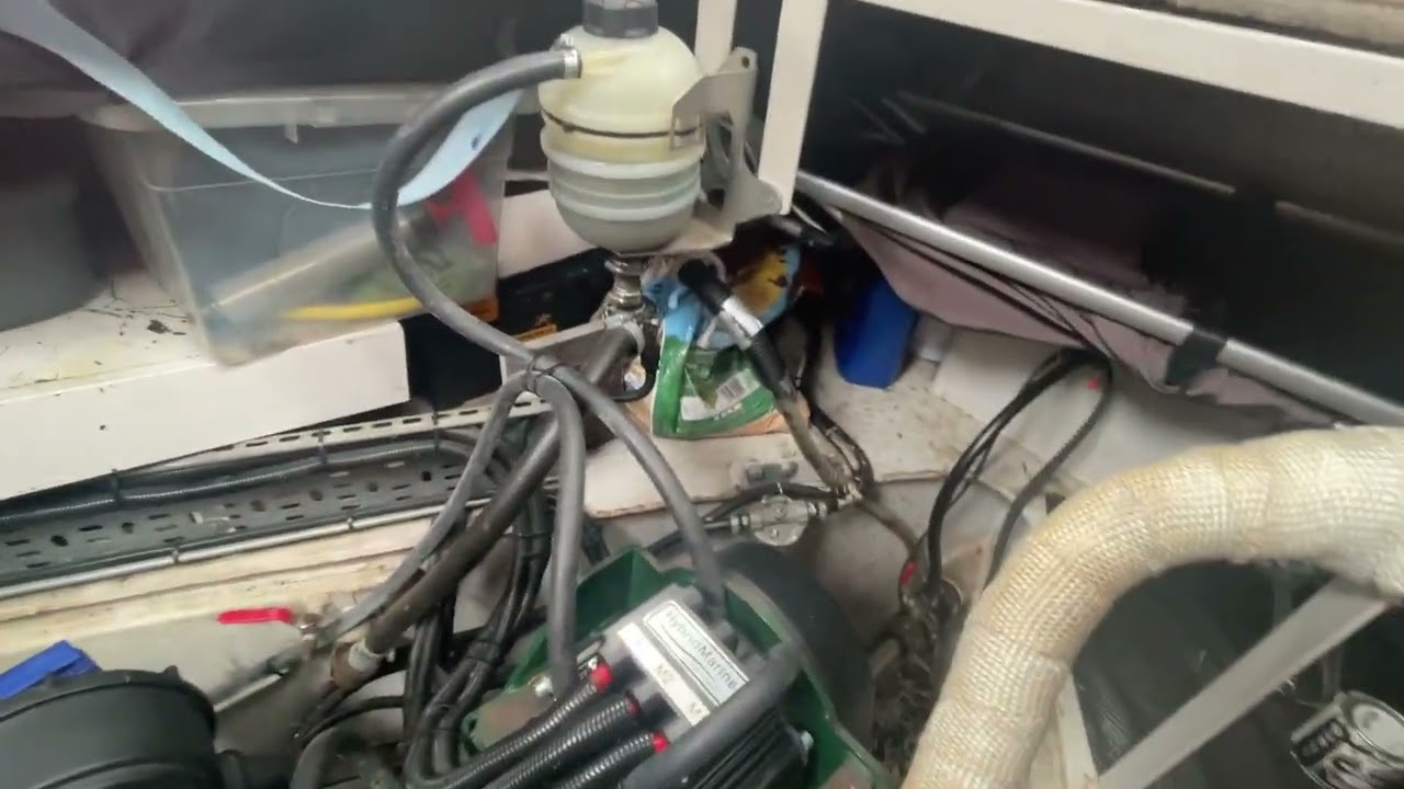 Narrowboat Hybrid 57ft Cruiser Stern  - Boatshed - Boat Ref
