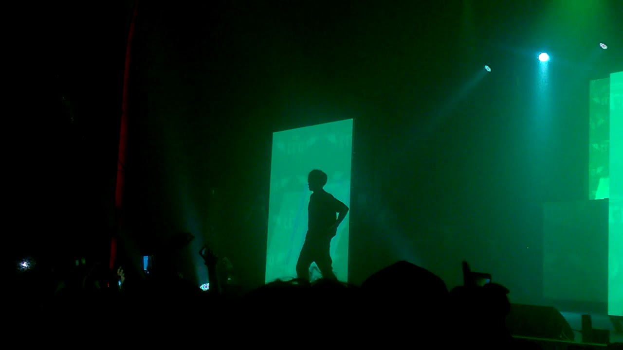 C.R.O - Money (vivo) - Teatro Vorterix, Bs. As. - 16/6/2019
