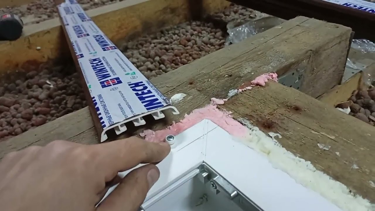 Установка жесткого наличника, жесткий нащельник ПВХ.