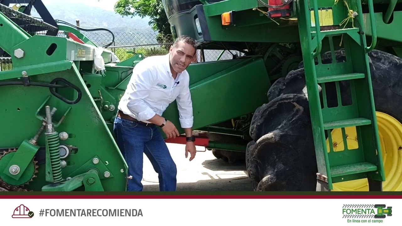 #FomentaRecomienda | Transporte seguro del cabezote de arroz en una cosechadora de granos.
