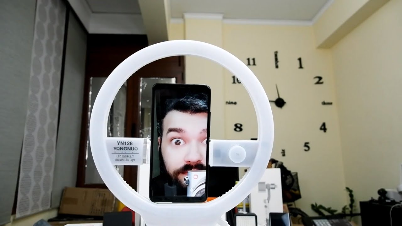 Μυρωδάτο σκατουλάκι,Led Ring Light για το κινητό σου,Λουκέτο με συναγερμό και άλλα :)