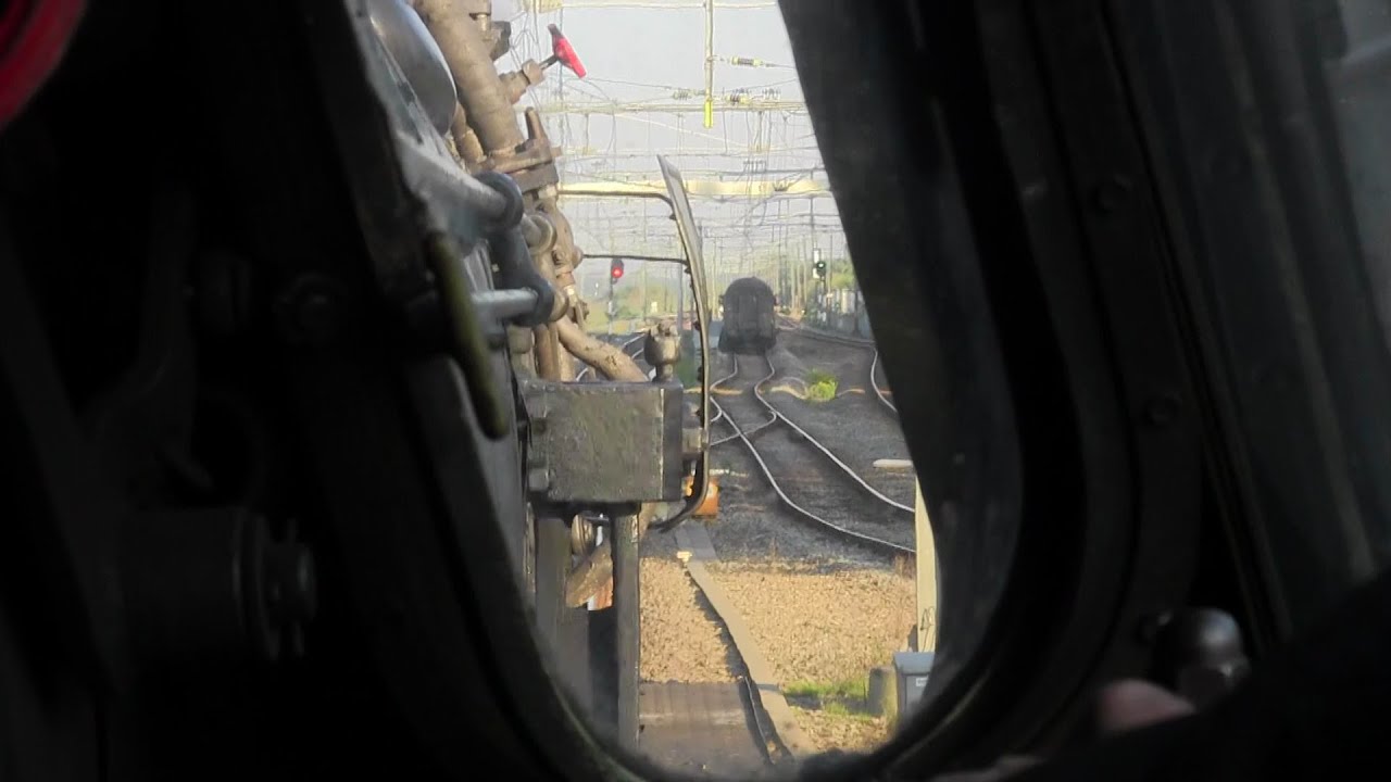 01.1075-9 Meerijden op de voetplaat - Führerstandsmitfahr- on the footplate