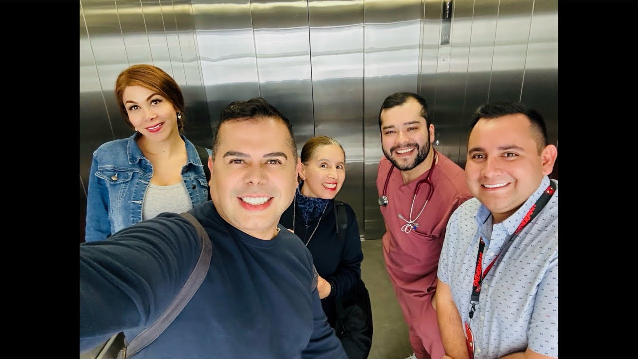 Saliendo de consulta y nos vamos a comer con mi amiga Arlet