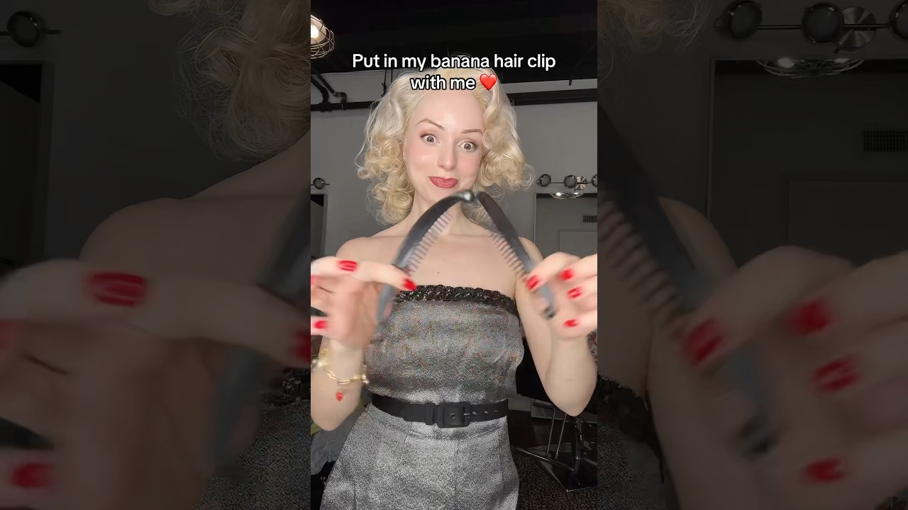 Trying a 1980s BANANA CLIP!! 😍 #shorts