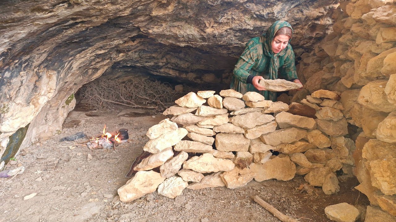 Amazing: Building a cave for a widow's shelter