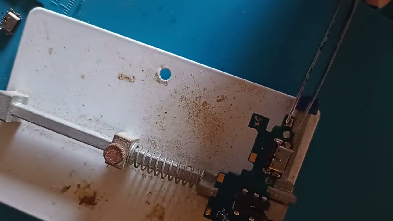 Como trocar microfone do celular 
