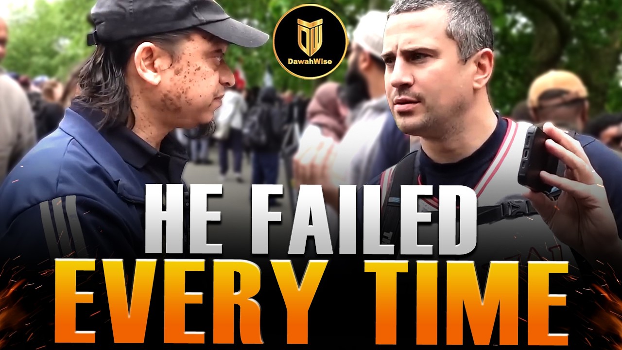 Christian Trips Up During Muslim’s Questions | Mansur | Speakers Corner