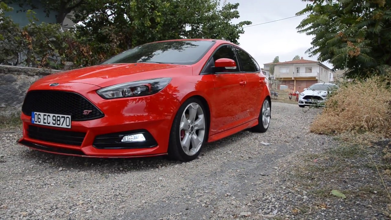 Race Red Focus ST
