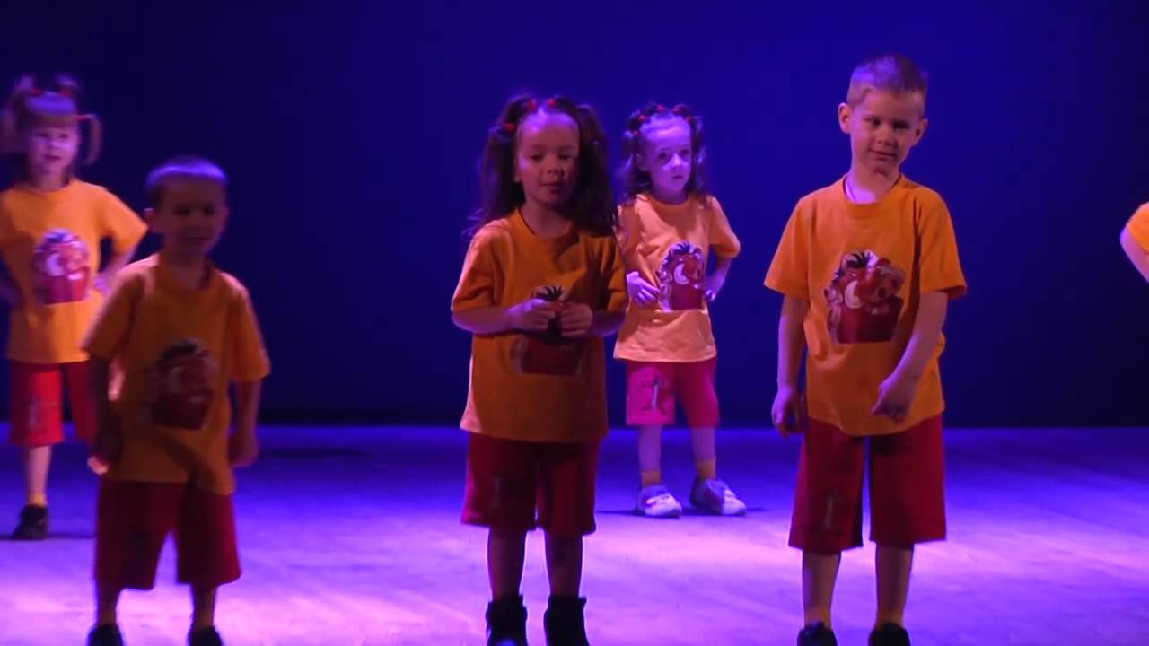 Hakuna Matata - INSIDE Dancing Center // Choreographer Valentyna Prykhodko kids 4-5 years