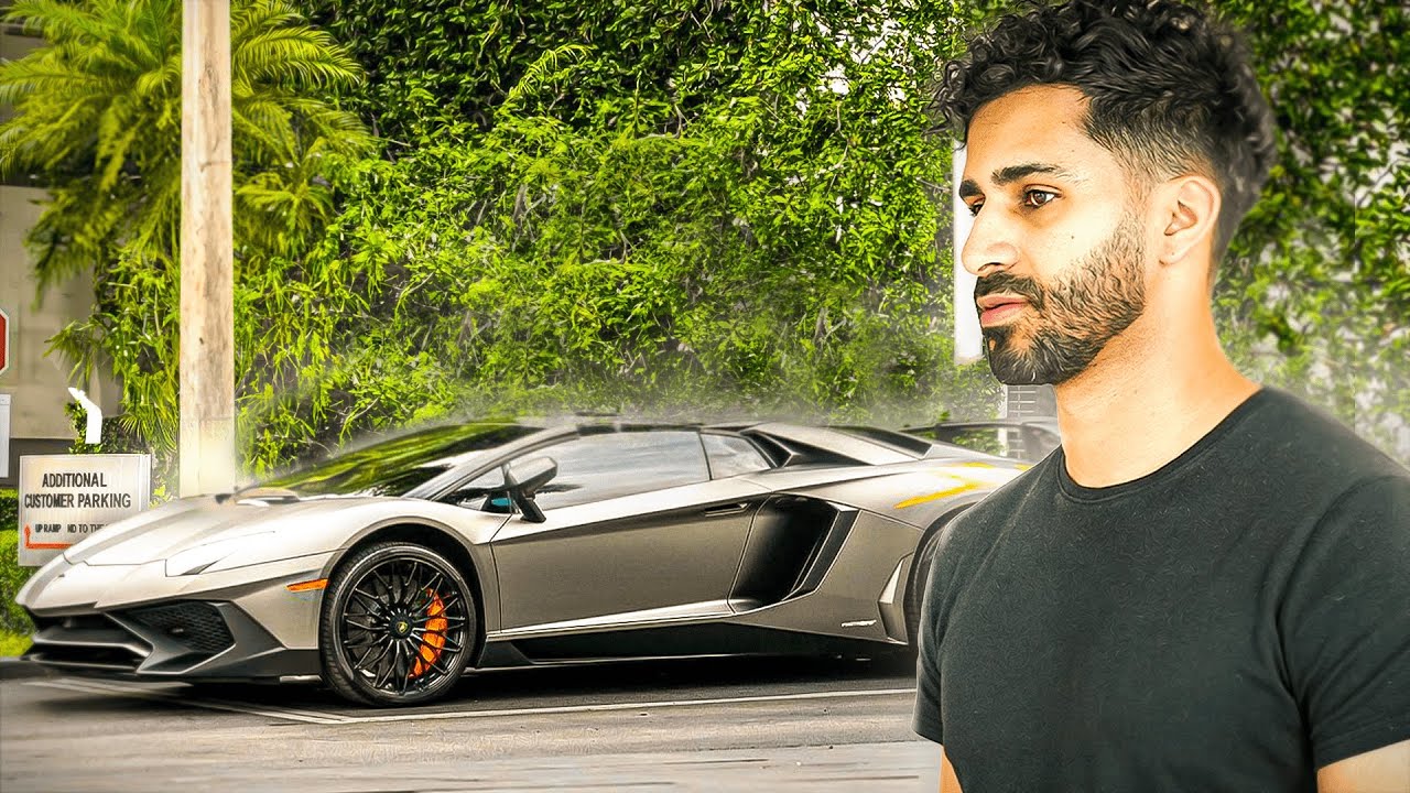 Day Trader Buys $500K Lamborghini SV at 24 Years Old