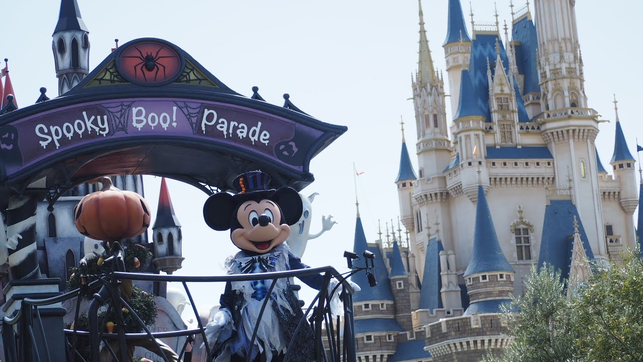 【TDL】2022.9.76　4K動画 スプーキーbooパレード　プラザパビリオン前から