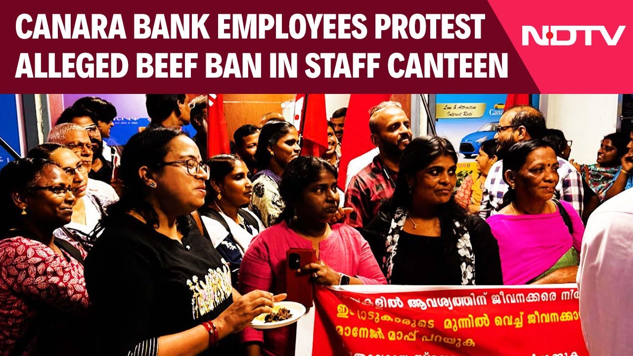 Kochi News | Kochi Canara Bank Employees Protest Alleged Beef Ban In Staff Canteen