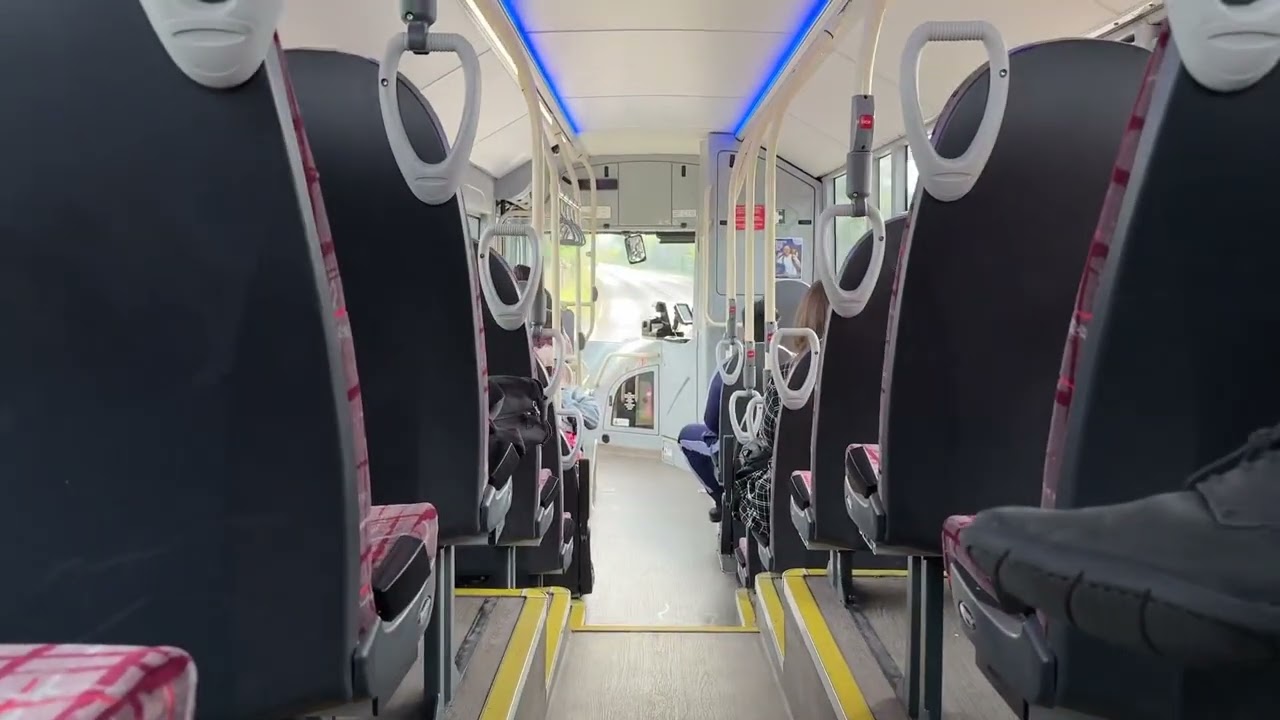 BV73MLX | Volvo B8RLE/MCV Evora | Redline