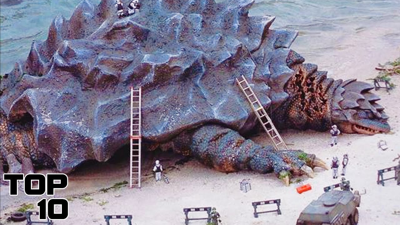 Top 10 Extinct Alien Species That Used To Walk Among Us