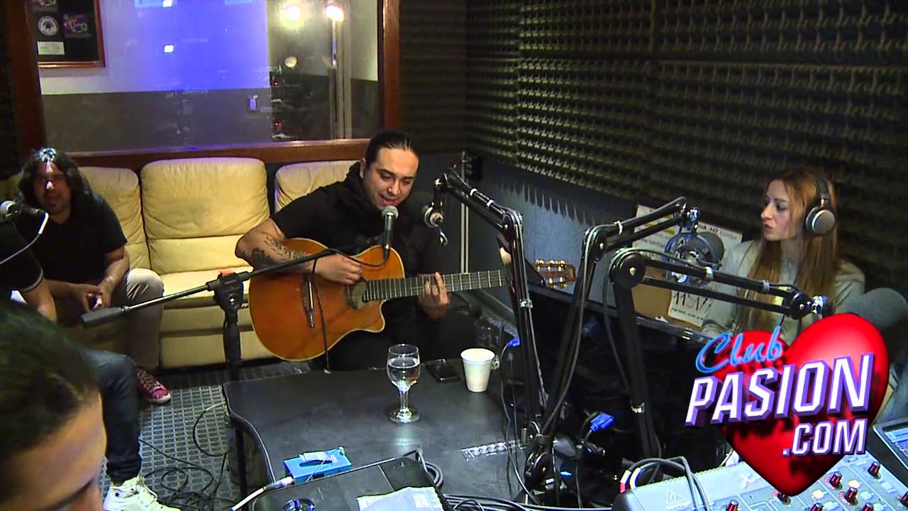Acustico Sebastian Mendoza en Fm pasion 13 5 2015
