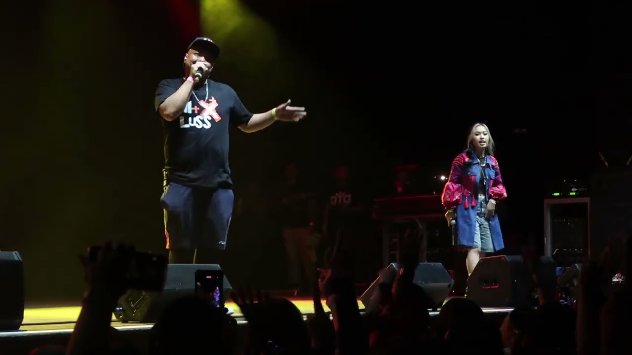 CoolayCoo - Yog (Ft Huab Vwj)(Live @ Sabaidee Fest Minnesota)