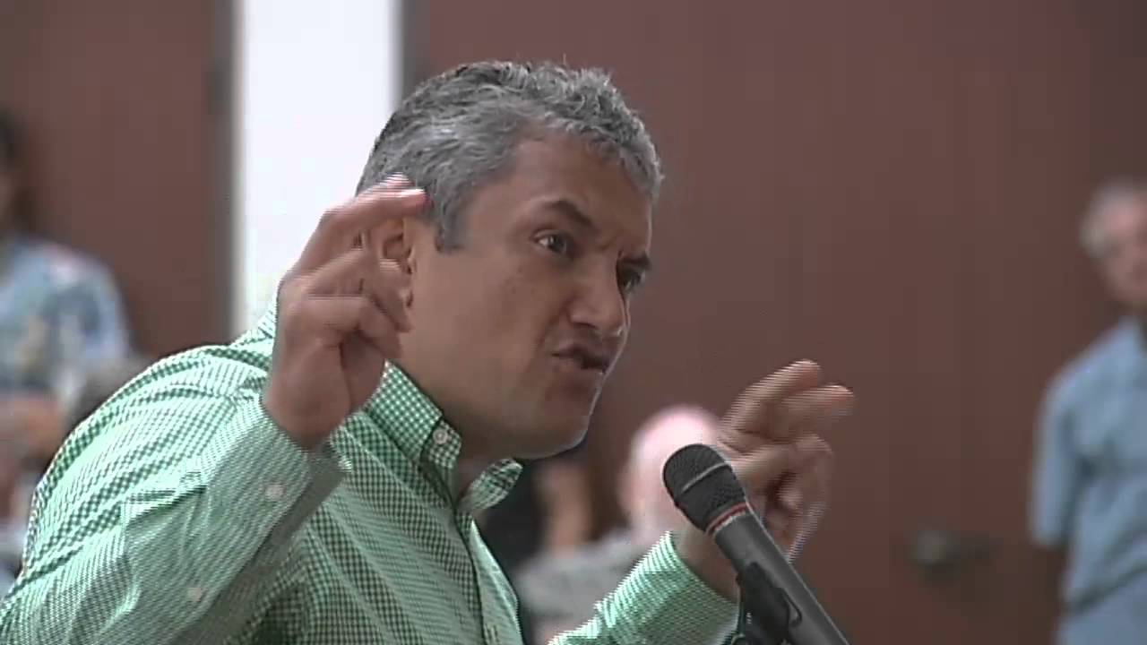 Mayor Kenoi Testifies At Water Commission Hearing