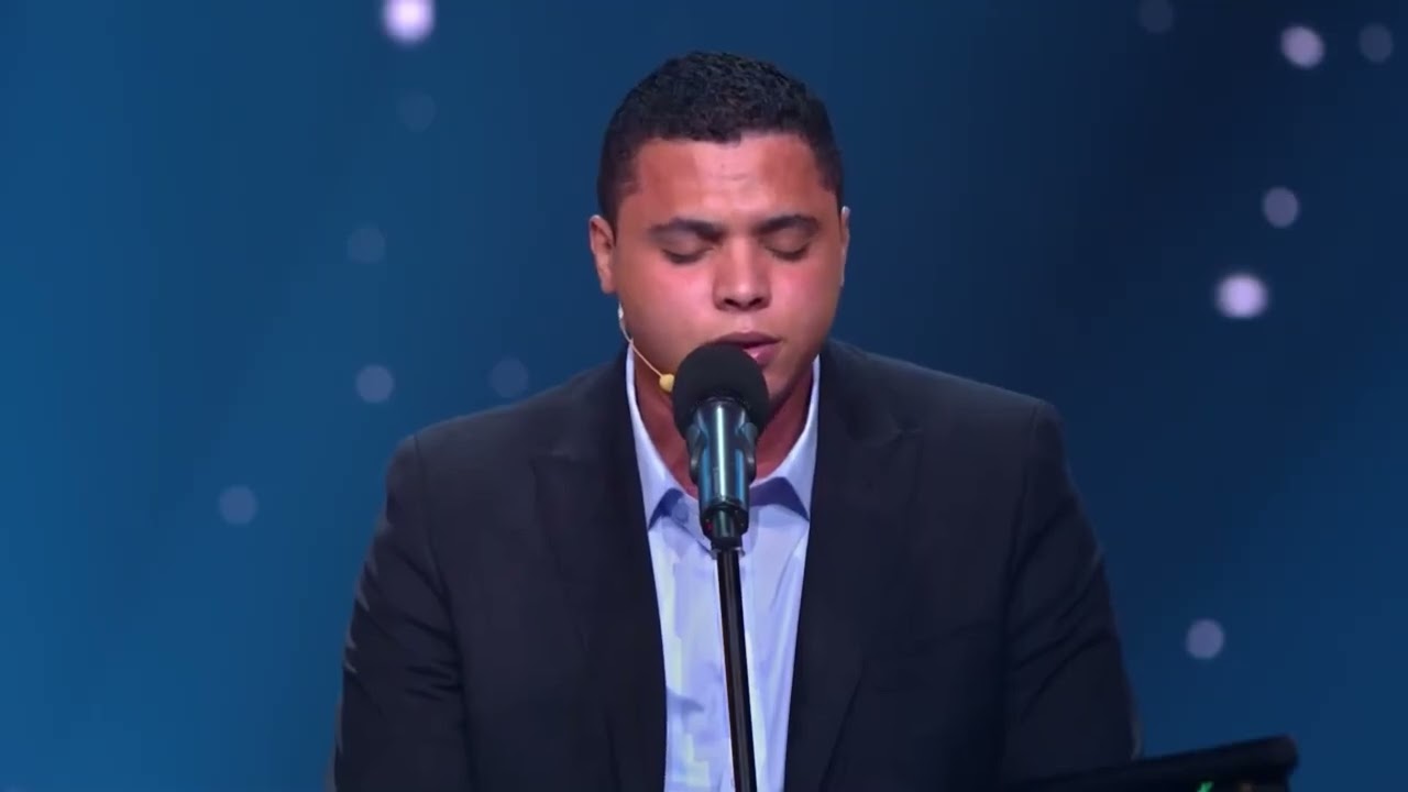 تلاوة مشتركة بين القارئ عمر القزابري والمتسابق محمد كامل
