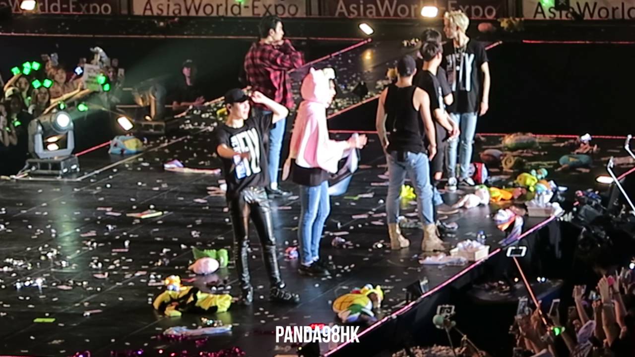 [FANCAM] 160730 Before The Full Moon Rises + BYE BYE @ GOT7 Fly in HK