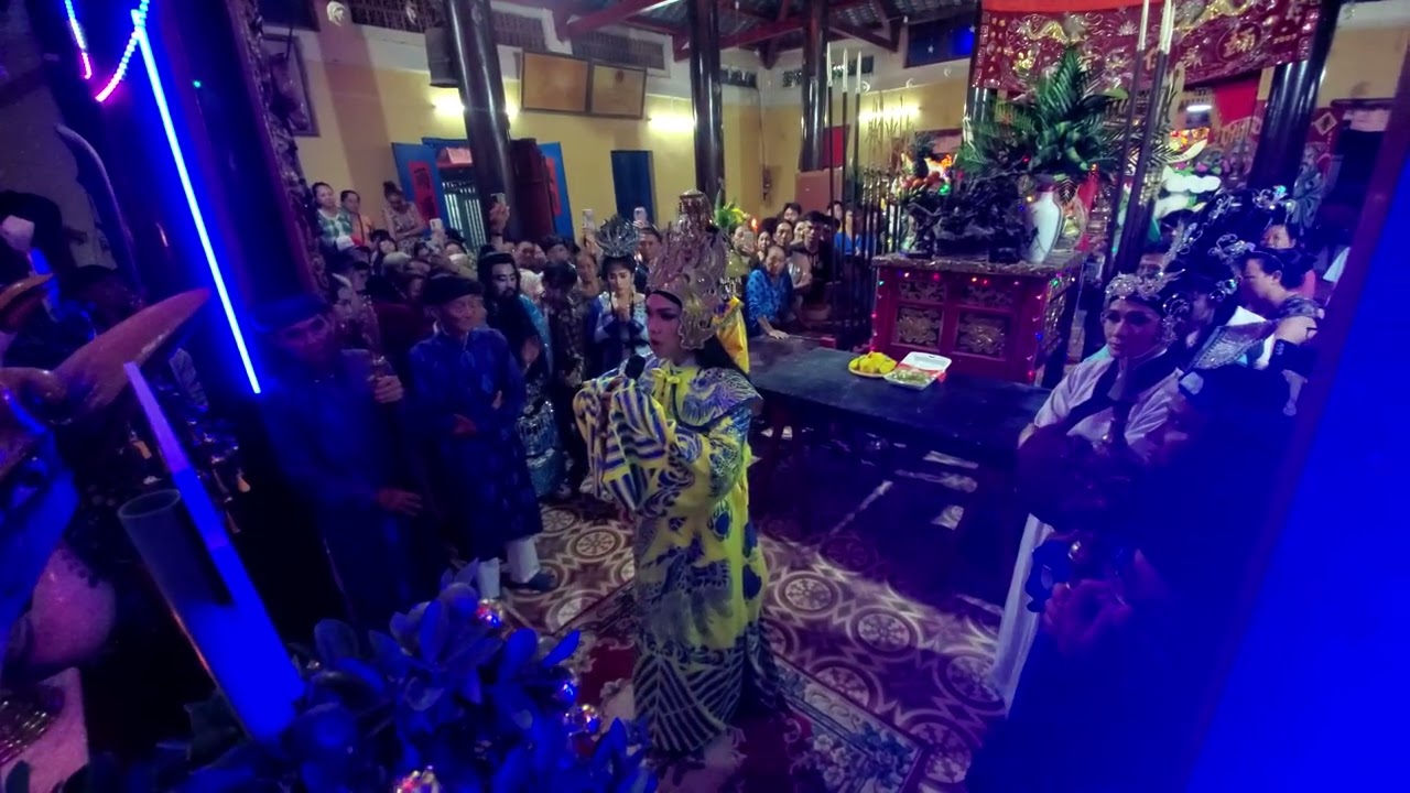 TRONG NHÂN LÀM LỄ TÔN VƯƠNG TẠI ĐÌNH AN TRẠCH 