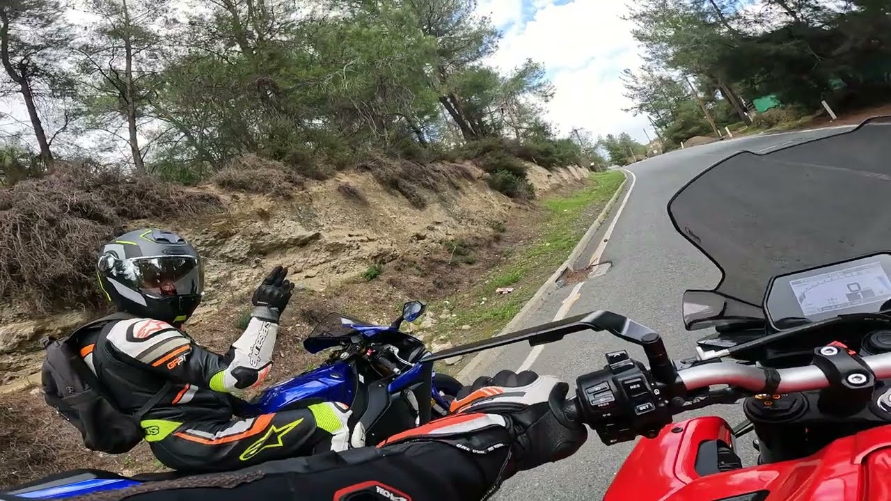 Yamaha MT10 with Arrow Pista Exhaust System. Amazing sound!
